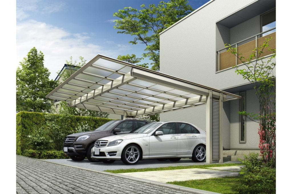 台風でカーポートが危険！車を守るカーポートが壊れた時の解決は！